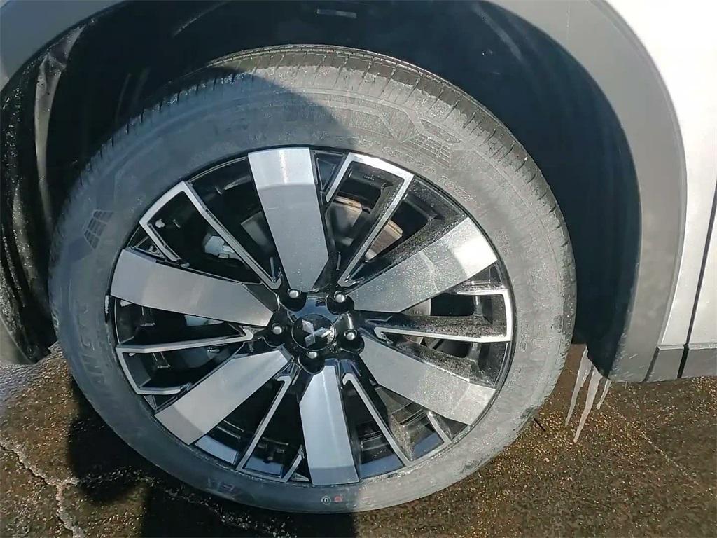 new 2026 Mitsubishi Outlander car