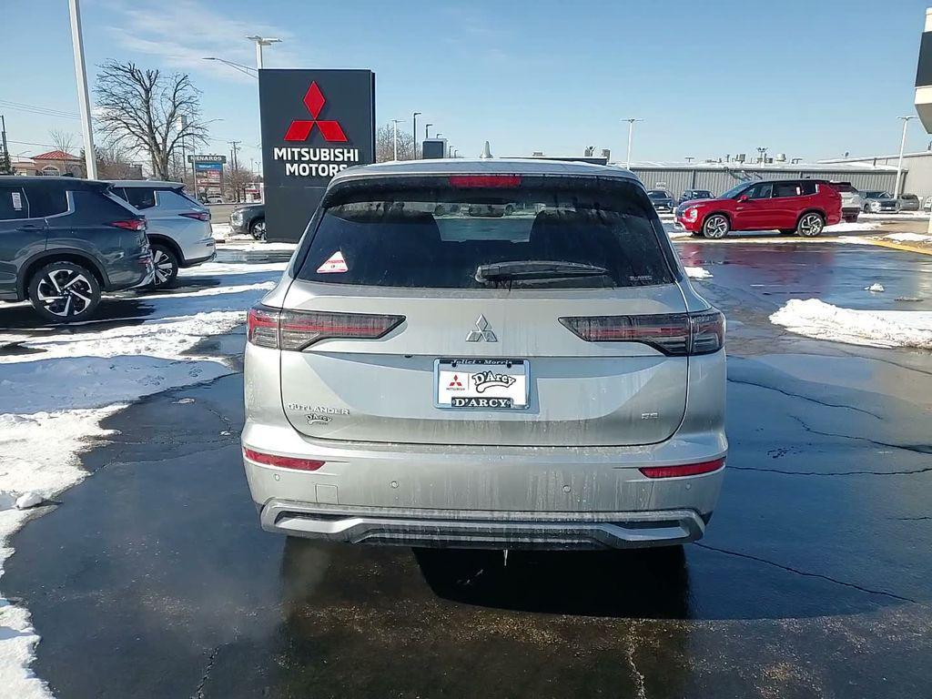 new 2026 Mitsubishi Outlander car, priced at $41,483
