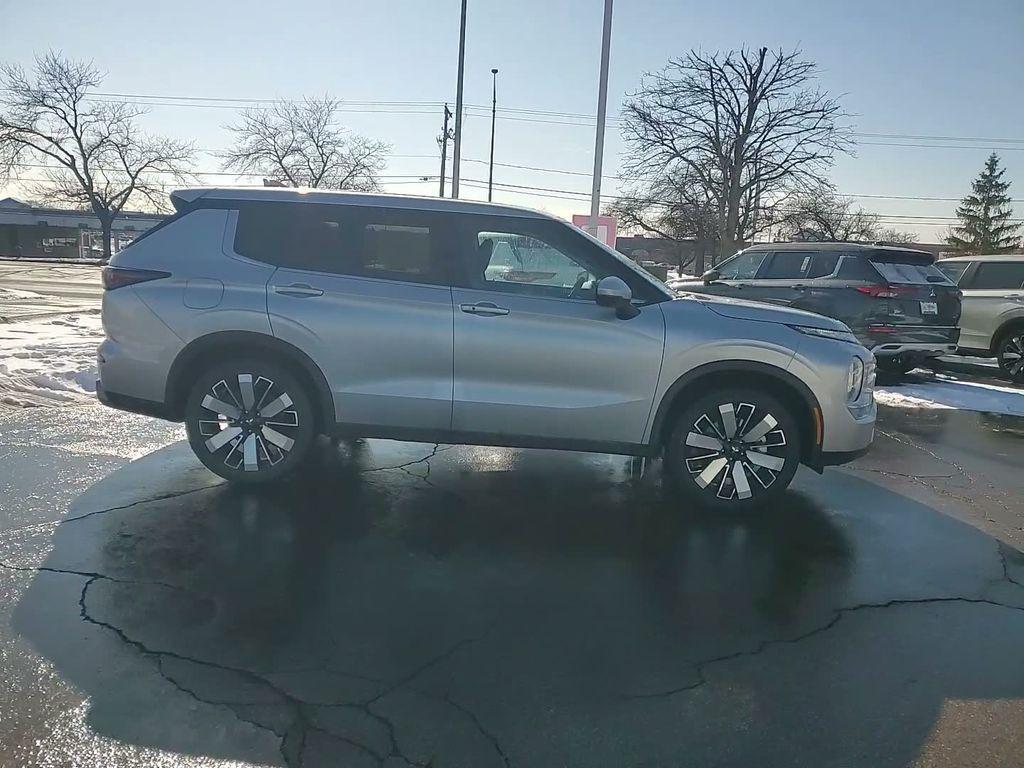new 2026 Mitsubishi Outlander car, priced at $41,483
