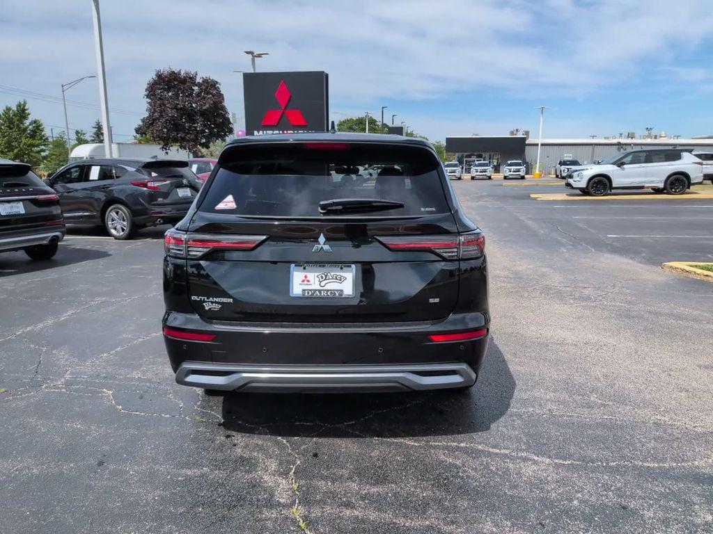 new 2026 Mitsubishi Outlander car, priced at $36,538