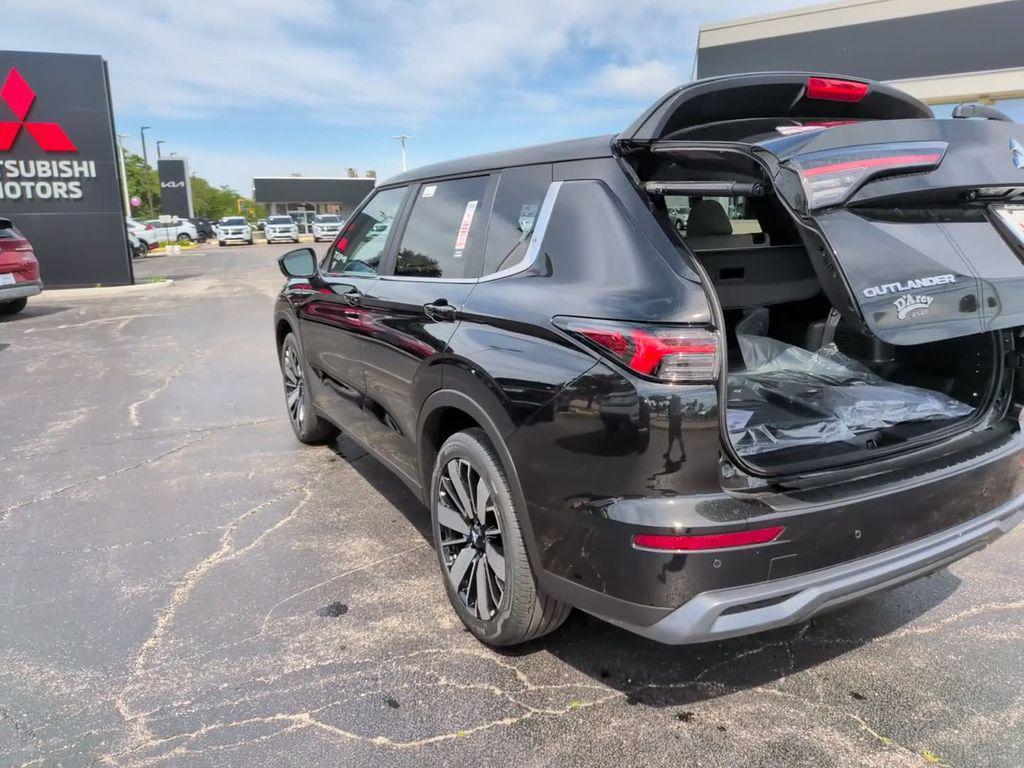 new 2026 Mitsubishi Outlander car, priced at $36,538