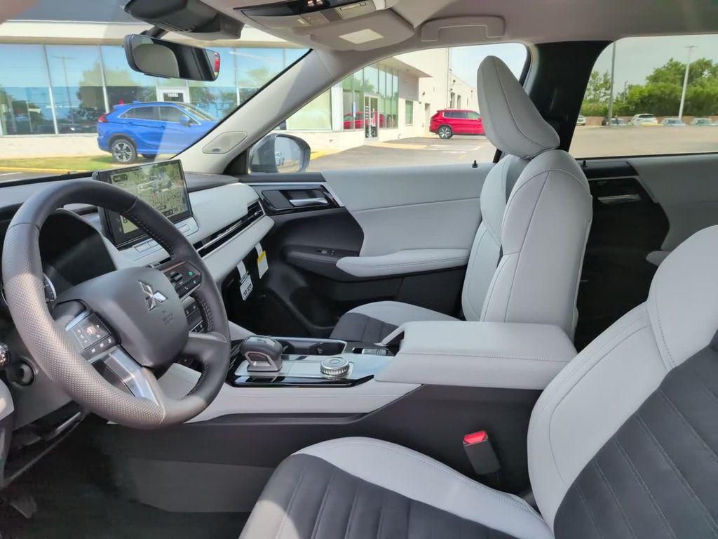 new 2026 Mitsubishi Outlander car, priced at $36,538