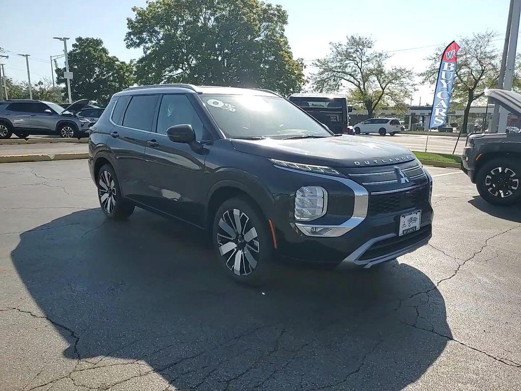 new 2025 Mitsubishi Outlander car, priced at $43,933