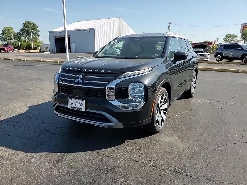 new 2025 Mitsubishi Outlander car, priced at $43,933