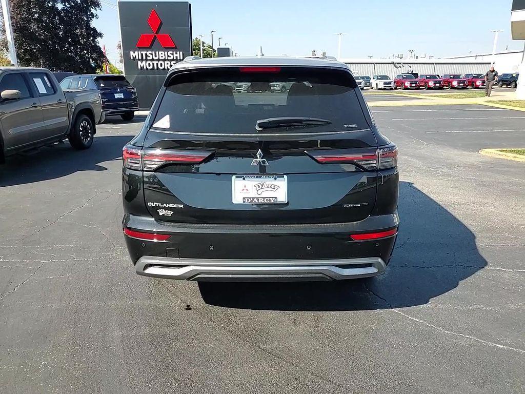 new 2025 Mitsubishi Outlander car, priced at $43,933