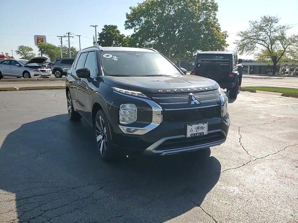 new 2025 Mitsubishi Outlander car, priced at $43,933