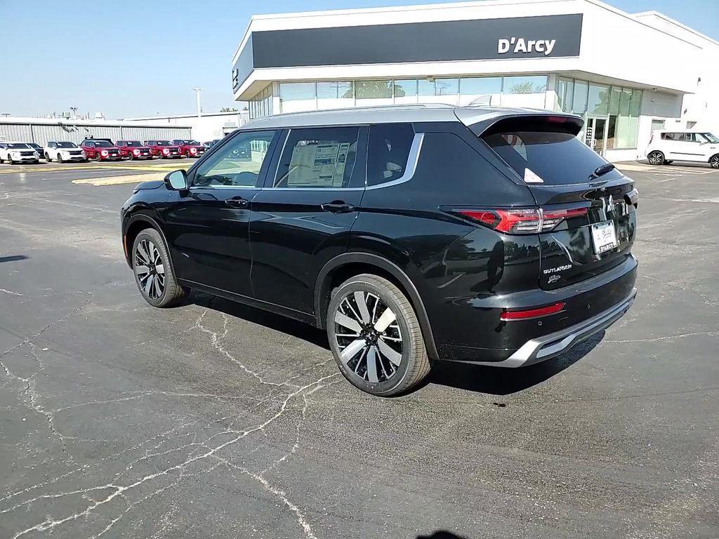 new 2025 Mitsubishi Outlander car, priced at $43,933