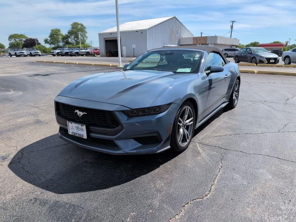 used 2025 Ford Mustang car, priced at $31,995