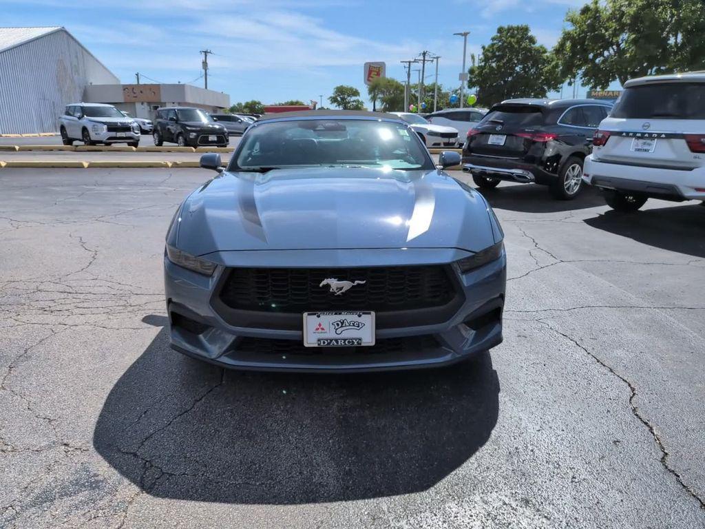 used 2025 Ford Mustang car, priced at $31,995