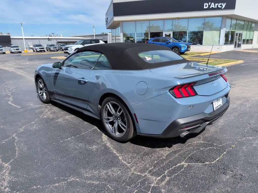 used 2025 Ford Mustang car, priced at $31,995