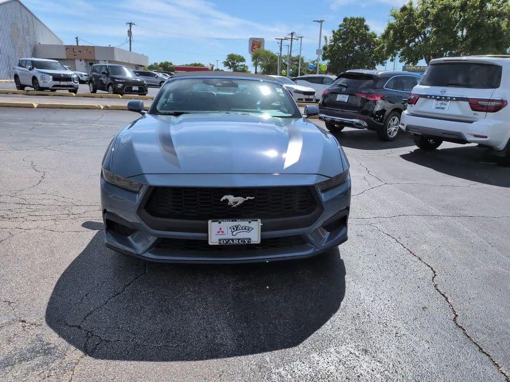 used 2025 Ford Mustang car, priced at $31,995