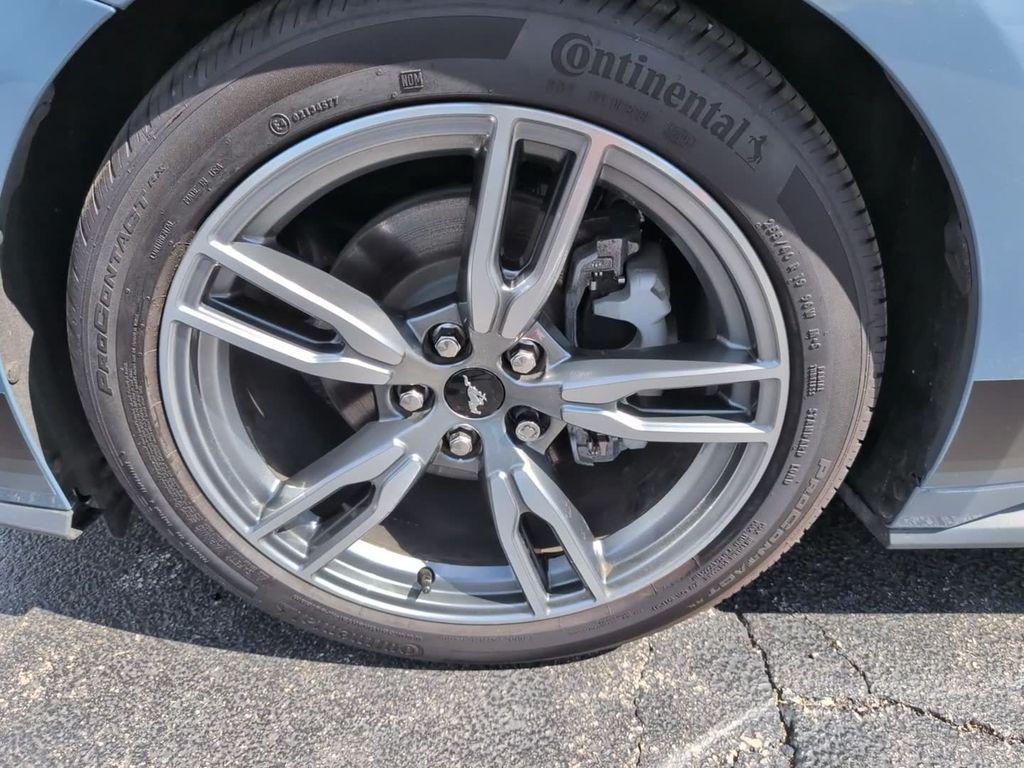 used 2025 Ford Mustang car, priced at $31,995