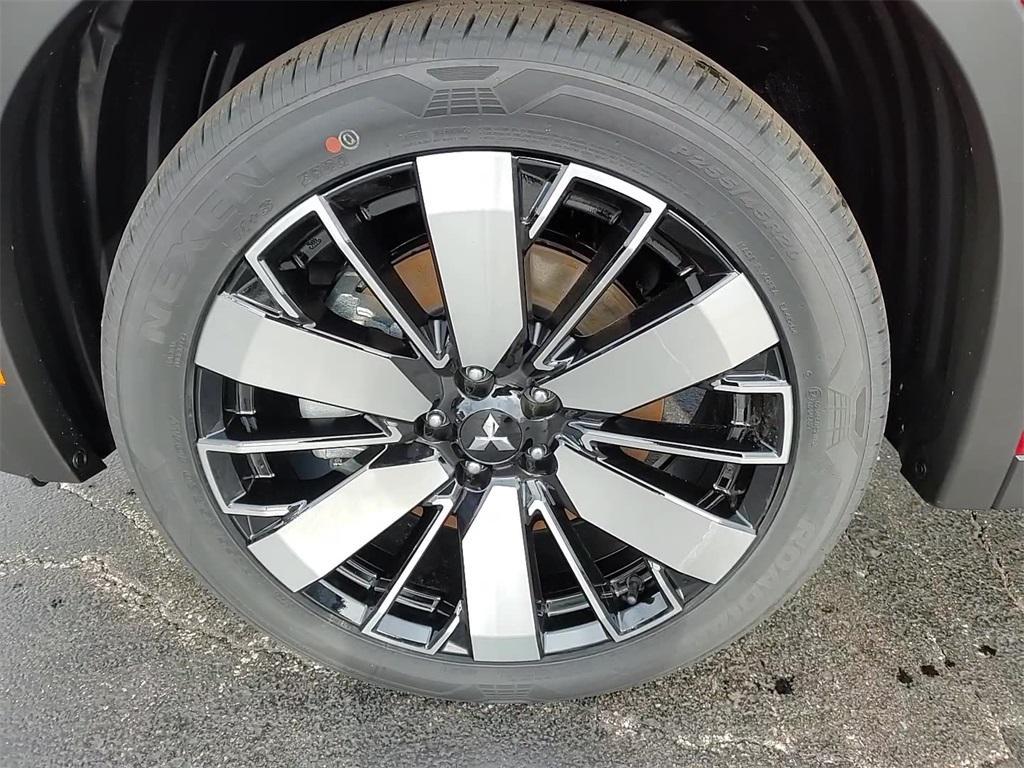 new 2026 Mitsubishi Outlander car