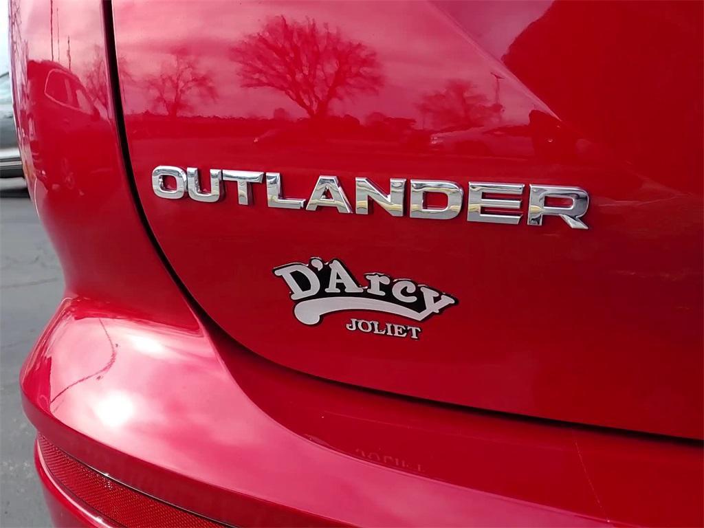 new 2026 Mitsubishi Outlander car