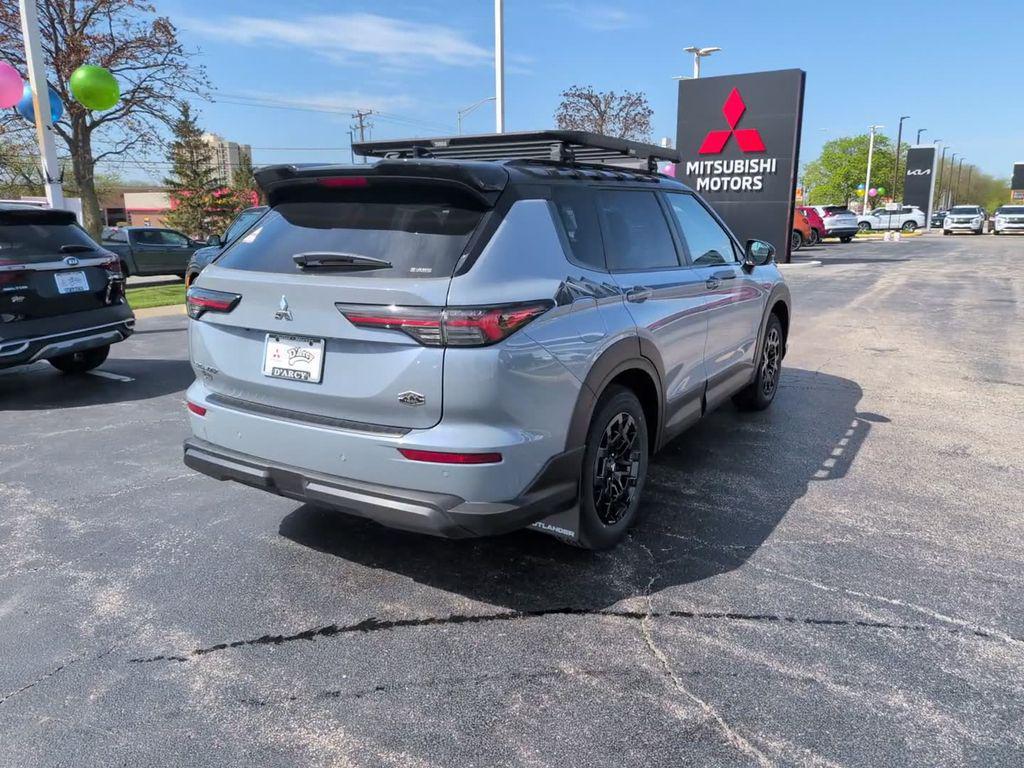 new 2026 Mitsubishi Outlander car, priced at $42,318