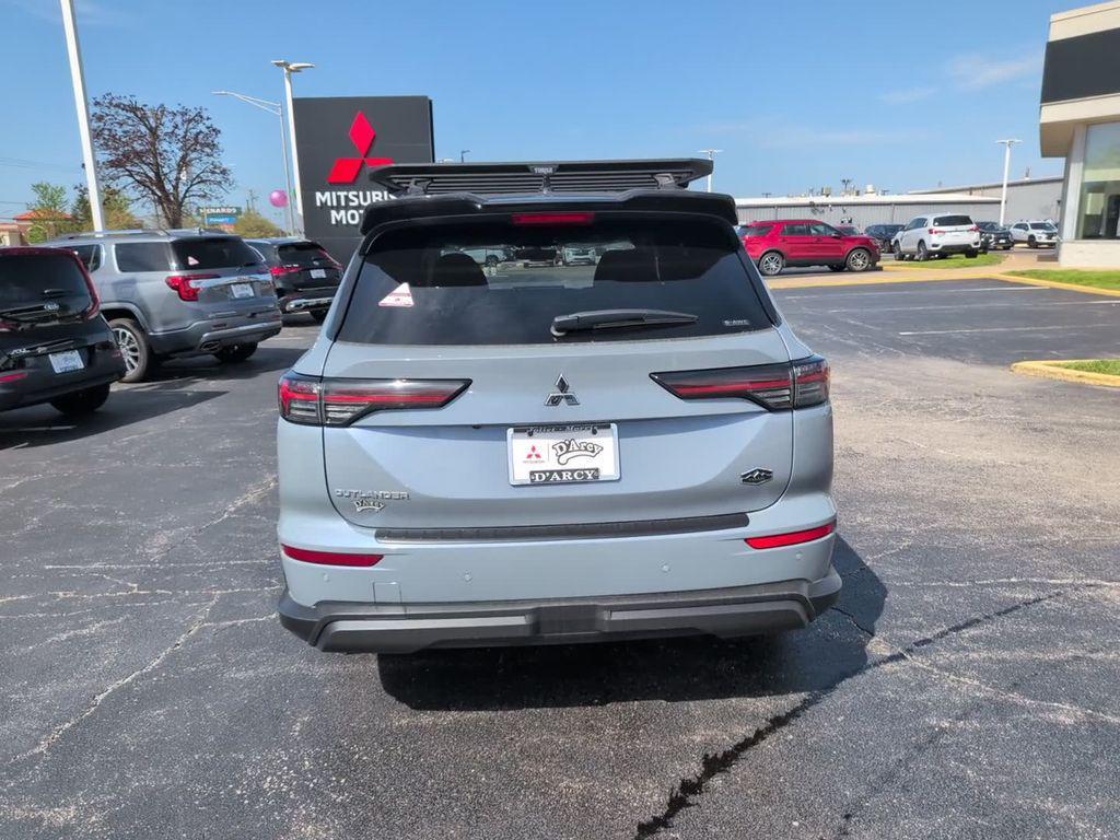 new 2026 Mitsubishi Outlander car, priced at $42,318