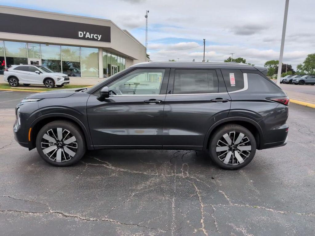 new 2026 Mitsubishi Outlander car, priced at $40,078