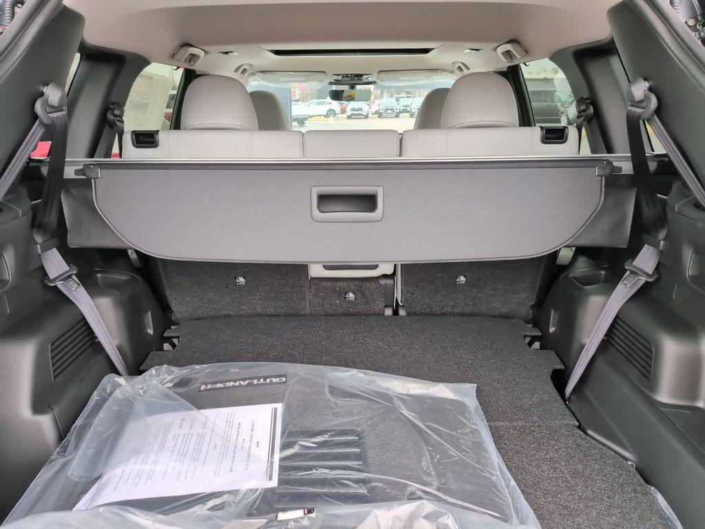 new 2026 Mitsubishi Outlander car, priced at $41,578