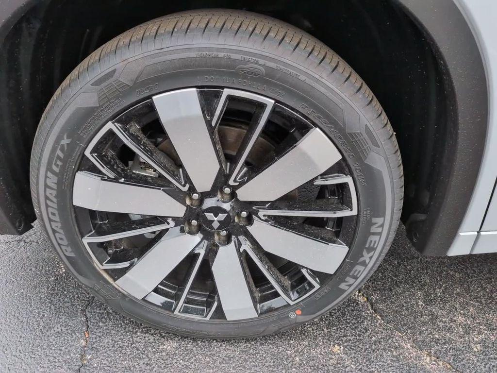 new 2026 Mitsubishi Outlander car, priced at $40,398