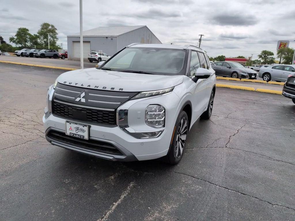 new 2026 Mitsubishi Outlander car, priced at $40,398
