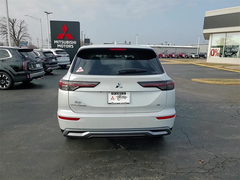 new 2026 Mitsubishi Outlander car
