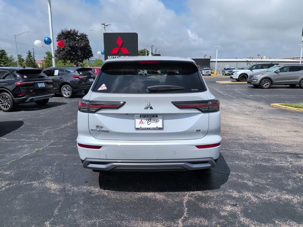 new 2026 Mitsubishi Outlander car, priced at $39,598