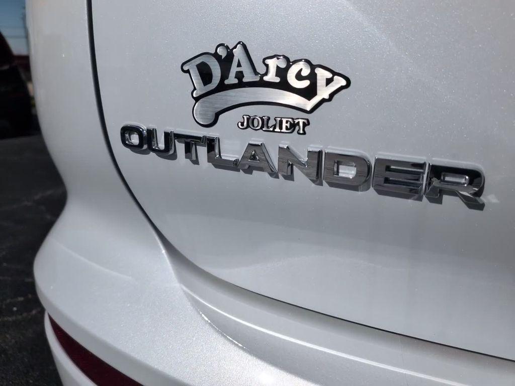 new 2026 Mitsubishi Outlander car, priced at $39,443