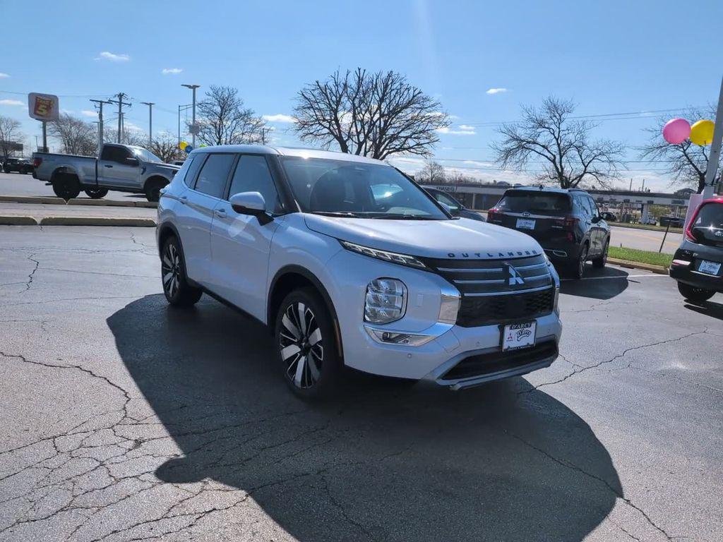 new 2026 Mitsubishi Outlander car, priced at $39,443
