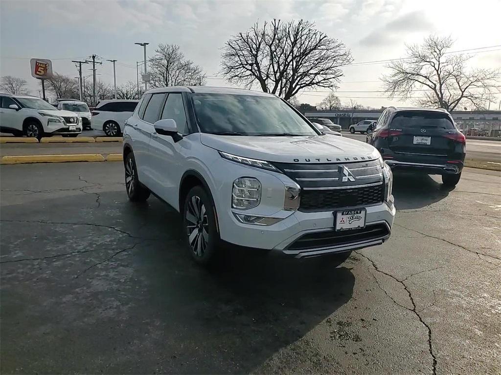 new 2026 Mitsubishi Outlander car
