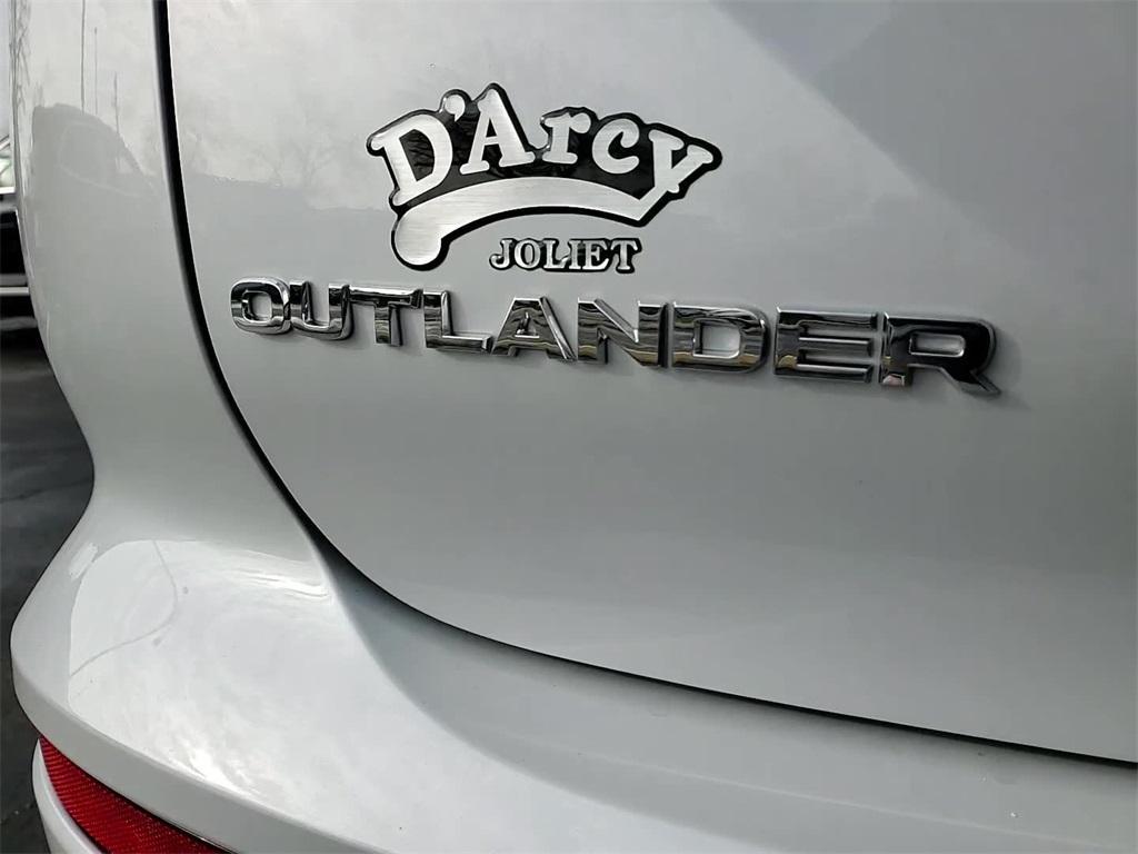 new 2026 Mitsubishi Outlander car