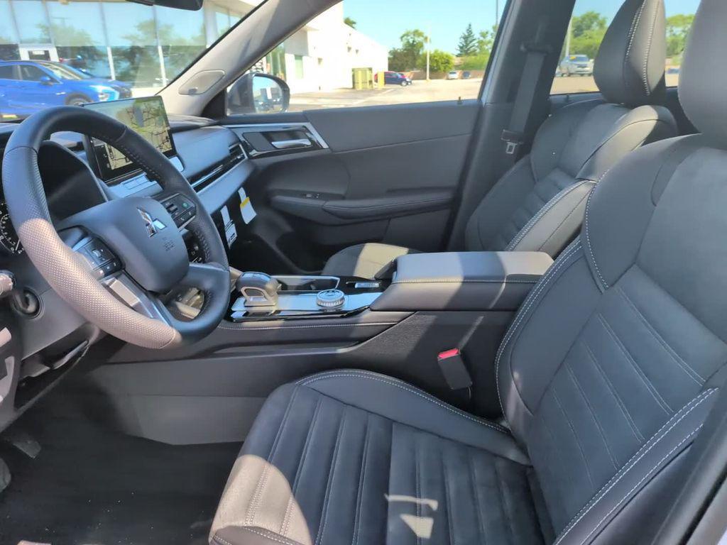 new 2026 Mitsubishi Outlander car, priced at $39,388