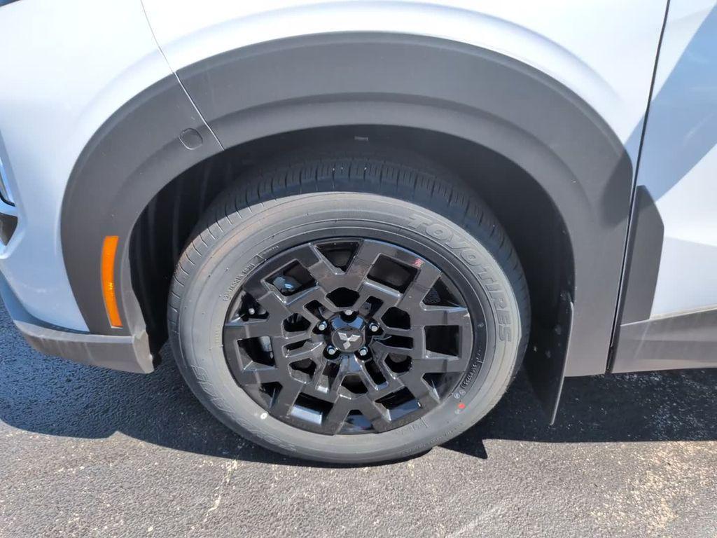 new 2026 Mitsubishi Outlander car, priced at $39,388