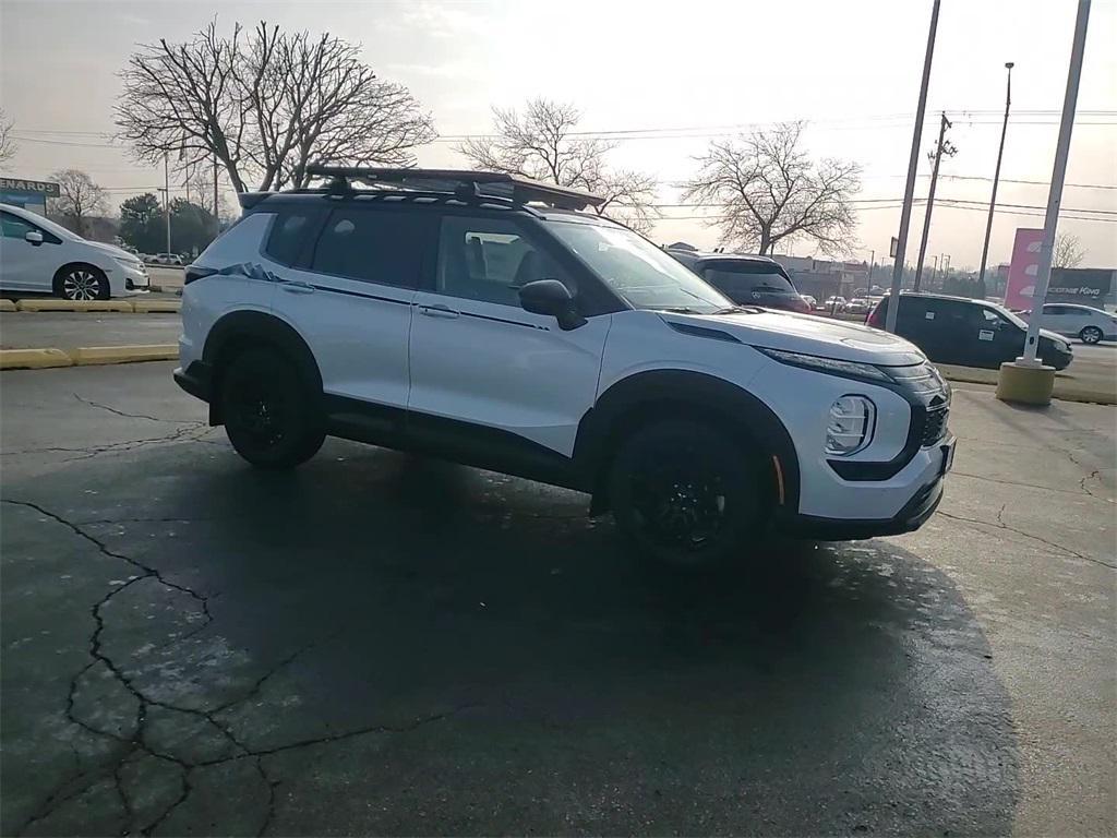 new 2026 Mitsubishi Outlander car