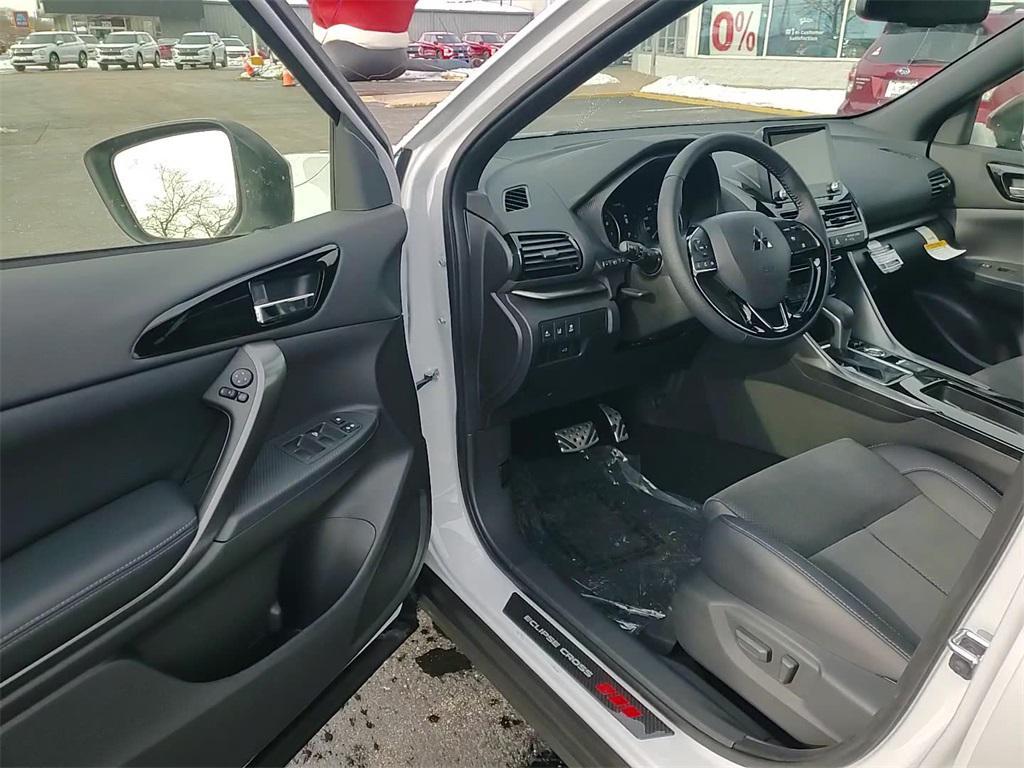 new 2025 Mitsubishi Eclipse Cross car, priced at $33,610