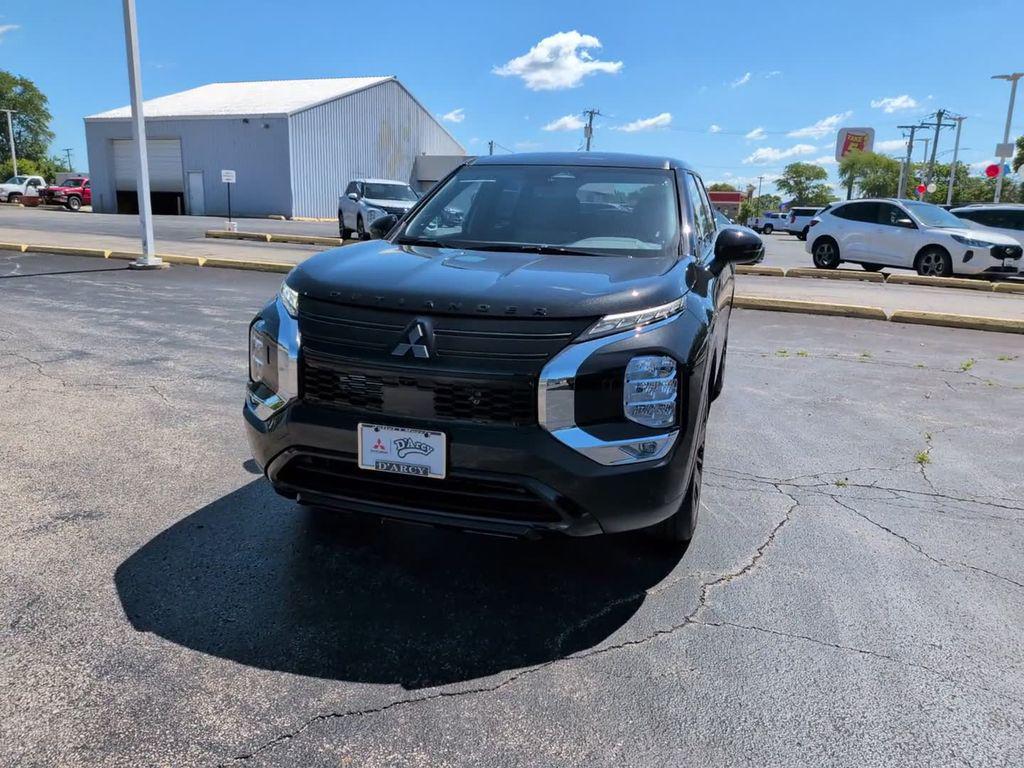 new 2026 Mitsubishi Outlander car, priced at $34,318