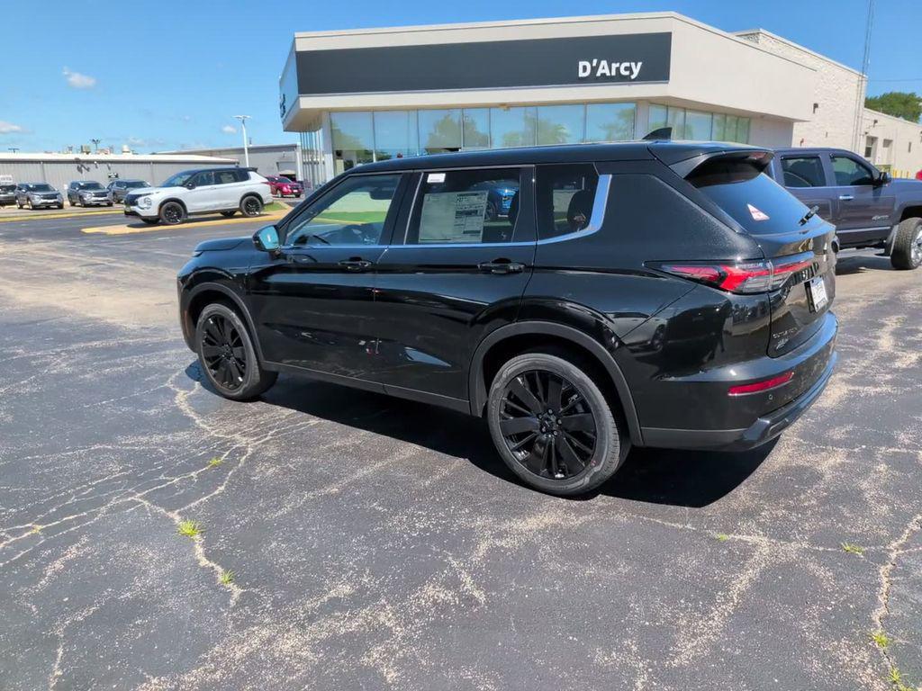 new 2026 Mitsubishi Outlander car, priced at $34,318