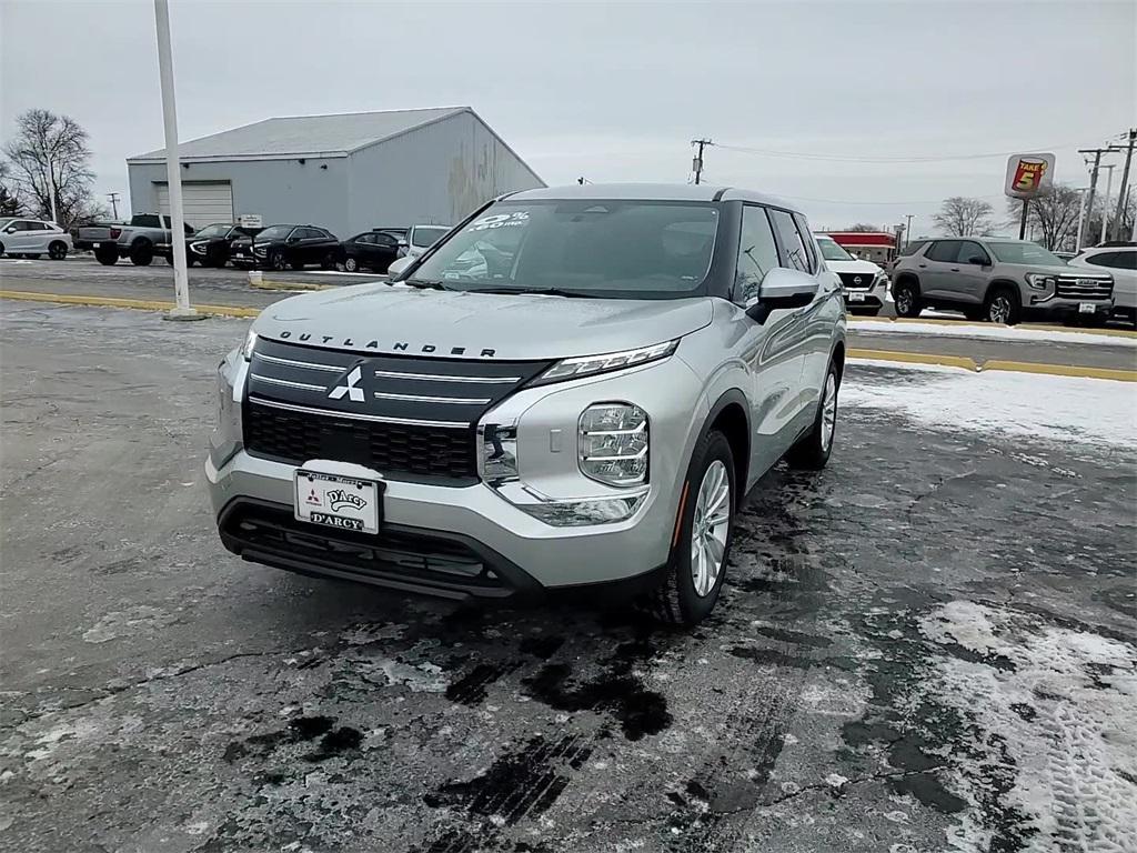 new 2025 Mitsubishi Outlander car, priced at $34,210