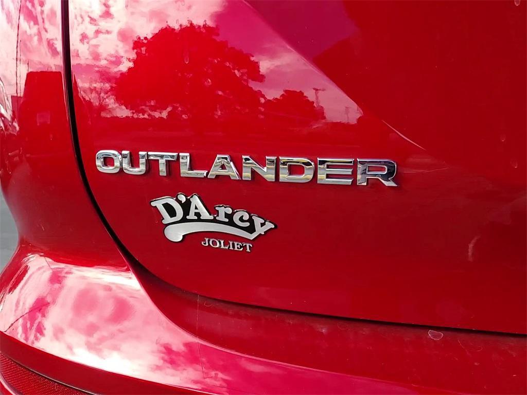 new 2025 Mitsubishi Outlander car, priced at $36,645