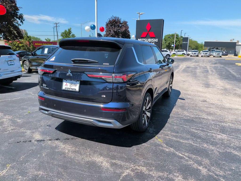 new 2026 Mitsubishi Outlander car, priced at $39,298