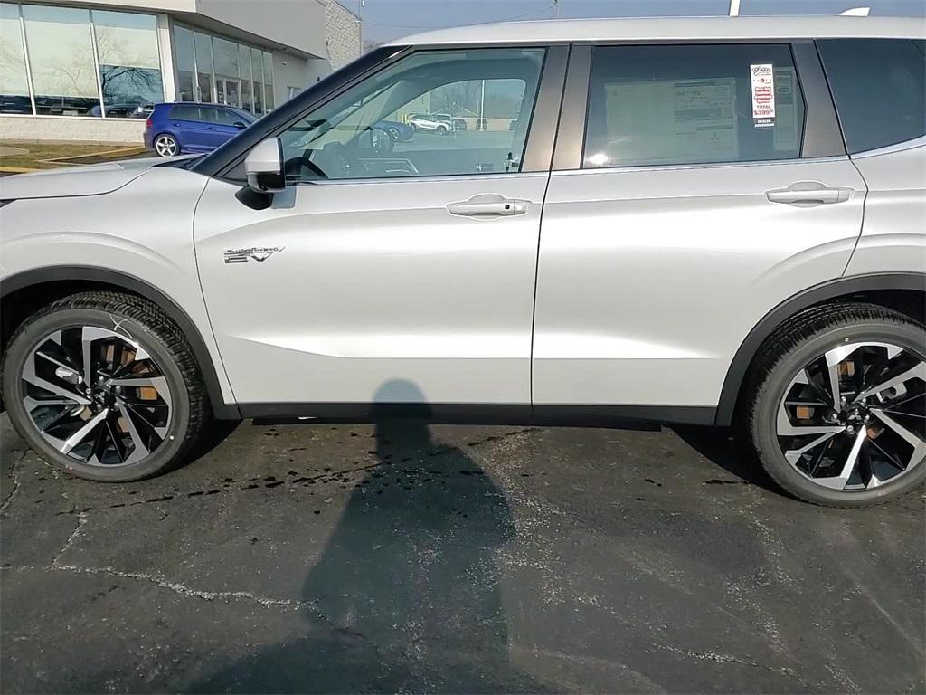 new 2025 Mitsubishi Outlander PHEV car, priced at $46,420