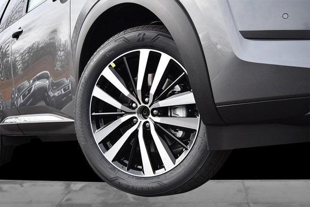 new 2025 Nissan Pathfinder car, priced at $45,860