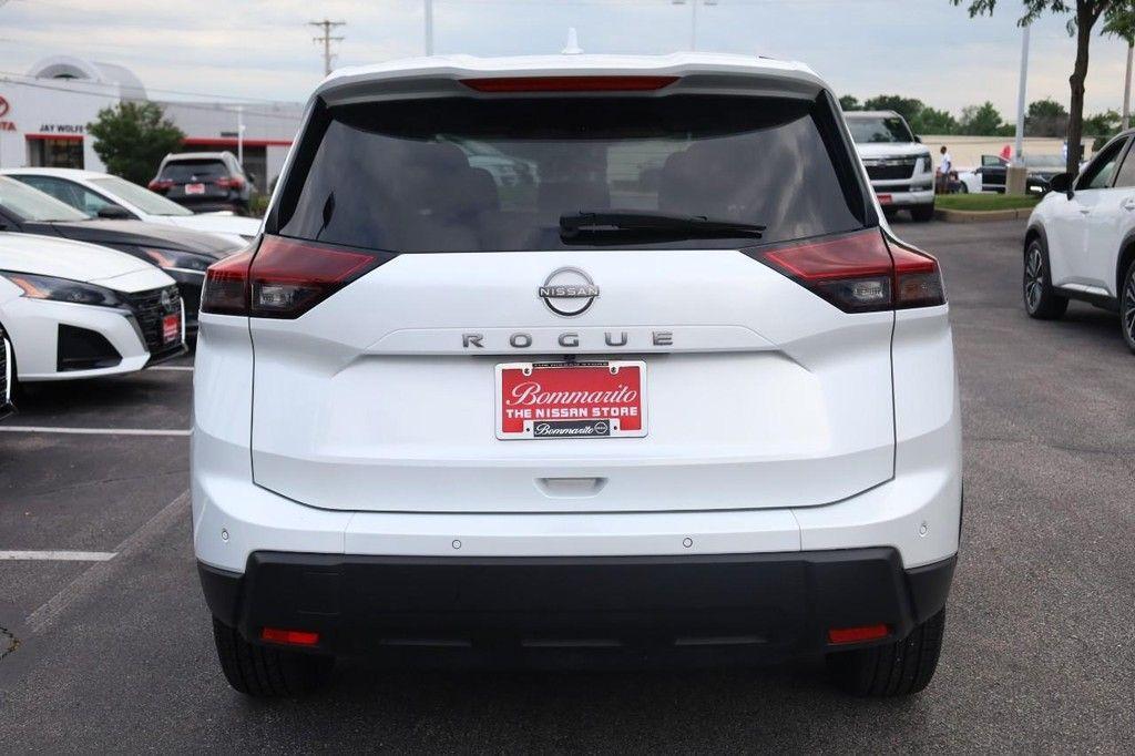 used 2025 Nissan Rogue car, priced at $24,610