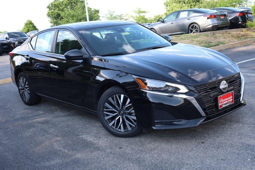 used 2025 Nissan Altima car, priced at $20,300