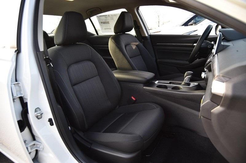 new 2025 Nissan Altima car, priced at $25,970