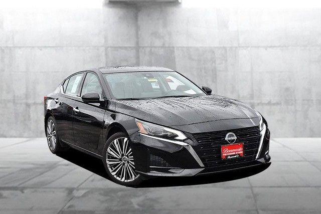 used 2025 Nissan Altima car, priced at $27,278