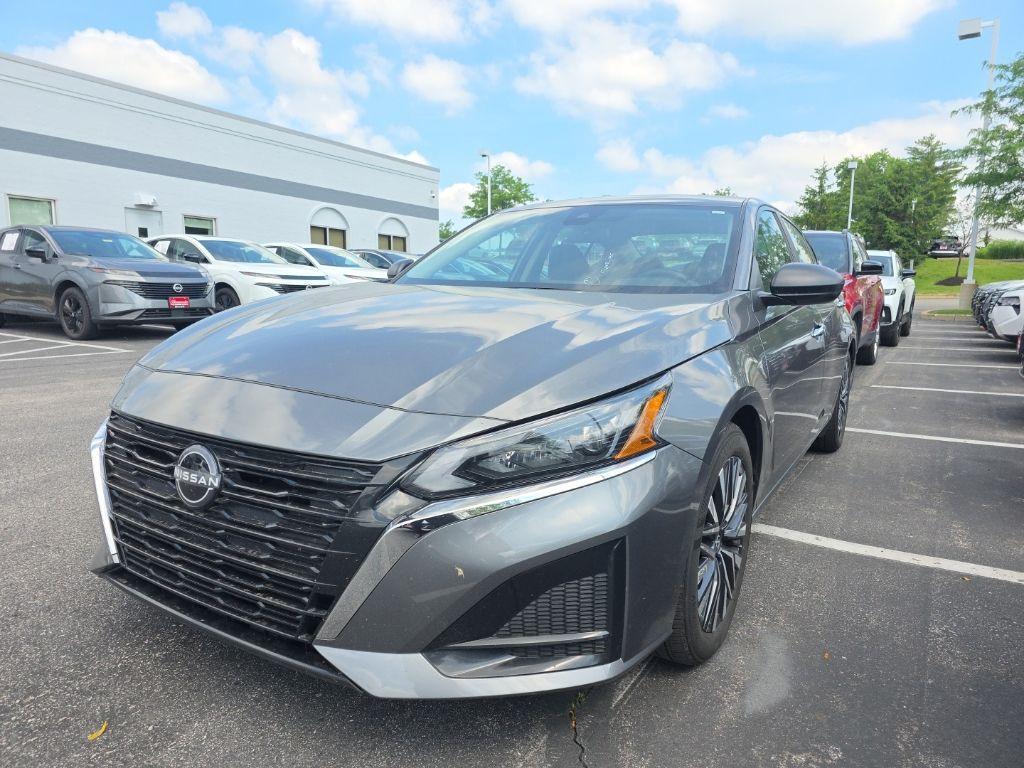 used 2025 Nissan Altima car, priced at $21,500