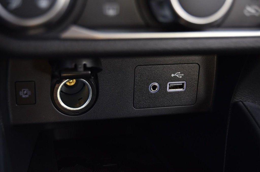 new 2025 Nissan Versa car, priced at $21,050