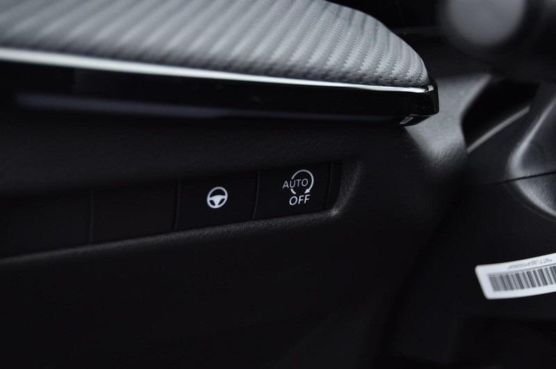 new 2025 Nissan Kicks car, priced at $24,125