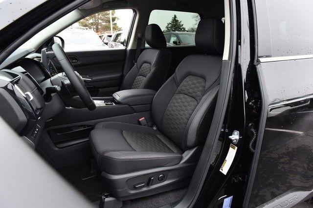 new 2026 Nissan Pathfinder car, priced at $39,510