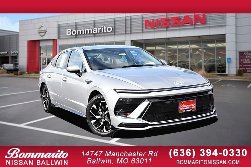 used 2025 Hyundai Sonata car, priced at $22,888